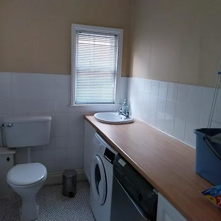 4 Bed House -