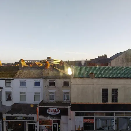 4 Bed House - Semesterbostad